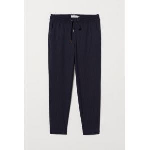 Pantaloni tip jogging