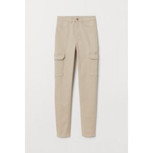 Pantaloni cargo