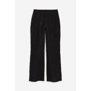 Pantaloni cu aspect crosetat