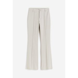 Pantaloni eleganti evazati