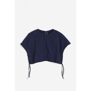 Top cropped cu snur