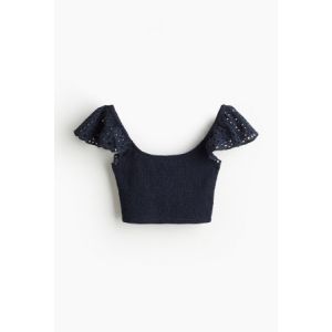 Top cropped cu fronseuri