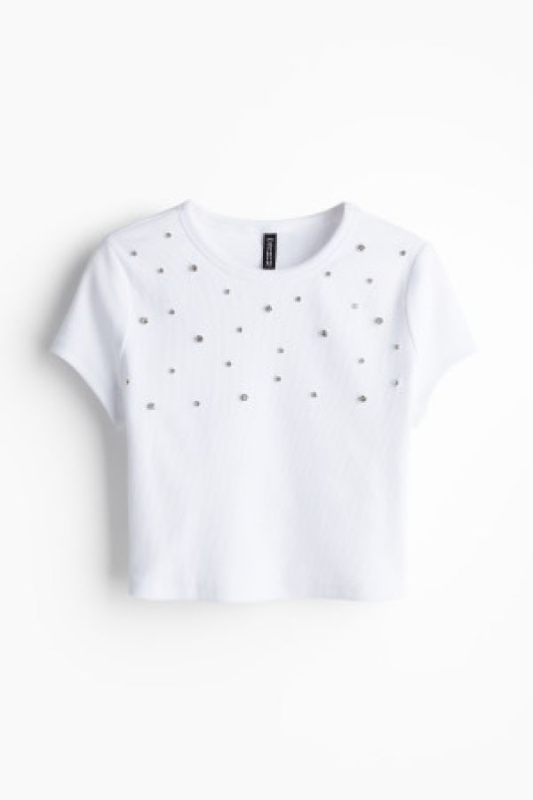  Tricou cropped cu ornamente