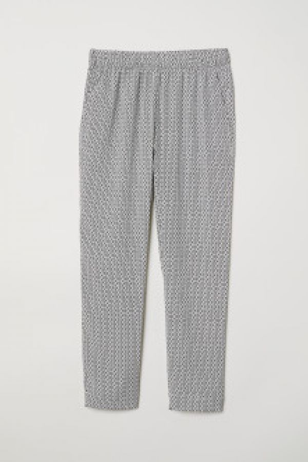  Pantaloni din crep